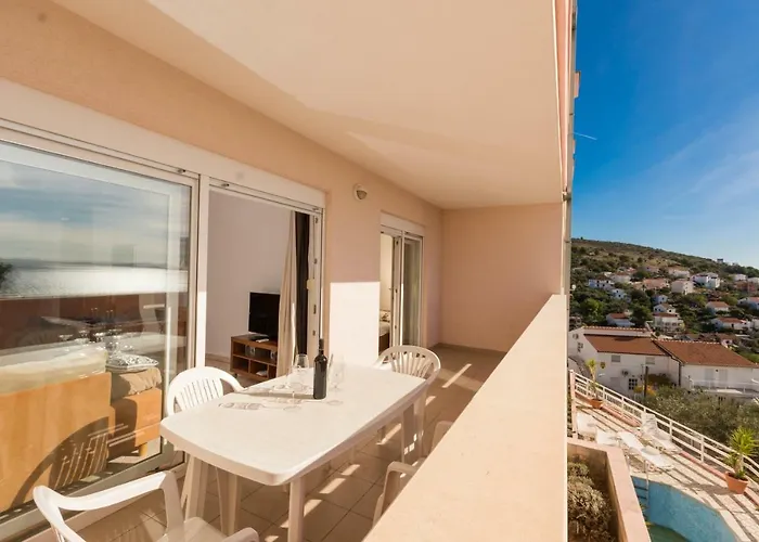 Pavic-nikic * Trogir